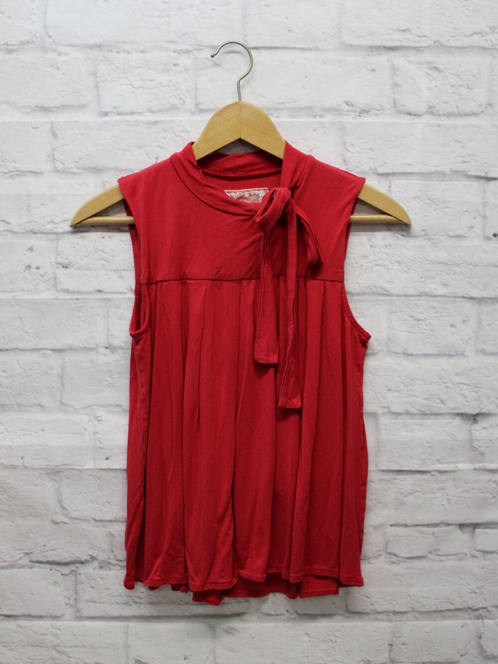 Delletta Anthro Small Bright Red Sleeveless Swing Top Summer Colorful Draped